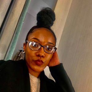 Meet your Posher, Jade